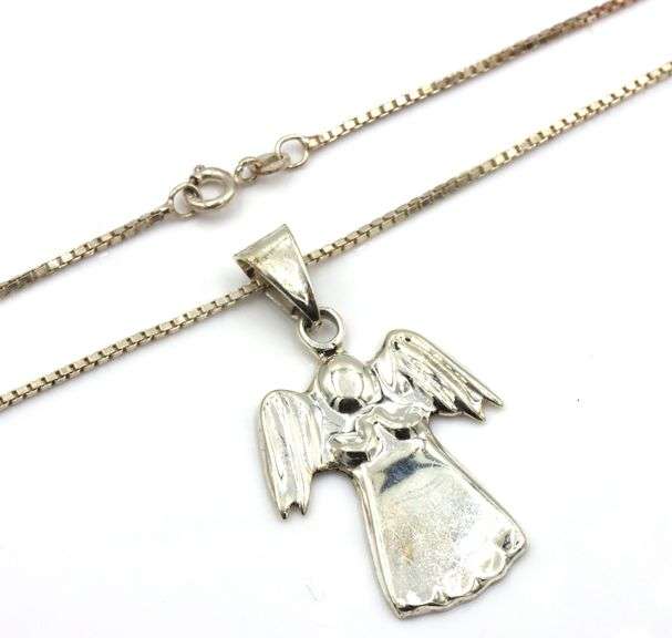 Vintage 925 sterling silver group lot of 4 pendants on chains