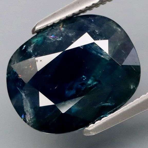 Shimmering 4.52ct navy blue Sapphire -Heated only!!!