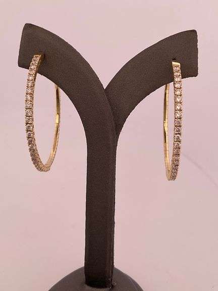 14K YELLOW GOLD FLEXIBLE HOOP EARRING WITH DIAMONDS .IT'S TIMELESS, CLASSIC, FASHIONABLE, LIGHTWEIGH