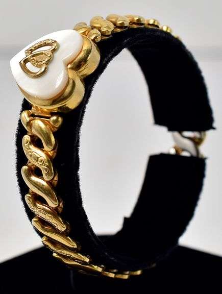 Mother of Pearl Sweetheart bracelet in Costume Jewelry