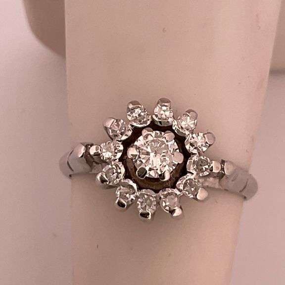 CERTIFIED 14K WHITE GOLD DIAMOND RING