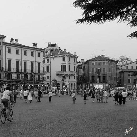 Verona 1 by Misha Aronov