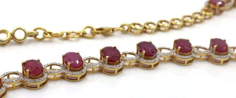 Inspiring Brand New European 40.00CTW Oval Emerald -Cut Rubies & 3.00CTW Diamond Necklace in 14K Yel