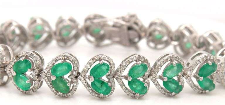 Amazing 10.90CTW Oval Faceted Emerald & 2.80CTW Diamond Heart Shaped Link Bracelet in 14K Yellow Gol