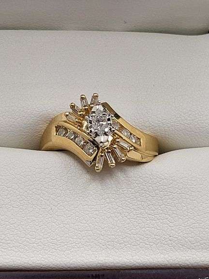 14k yellow gold diamond wedding band, size 7.5 -4.5 gr
