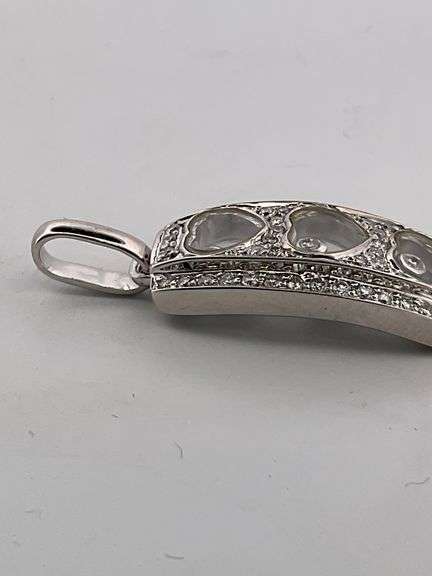 CERTIFIED BRAND NEW 18K WHITE GOLD DIAMOND PENDANT