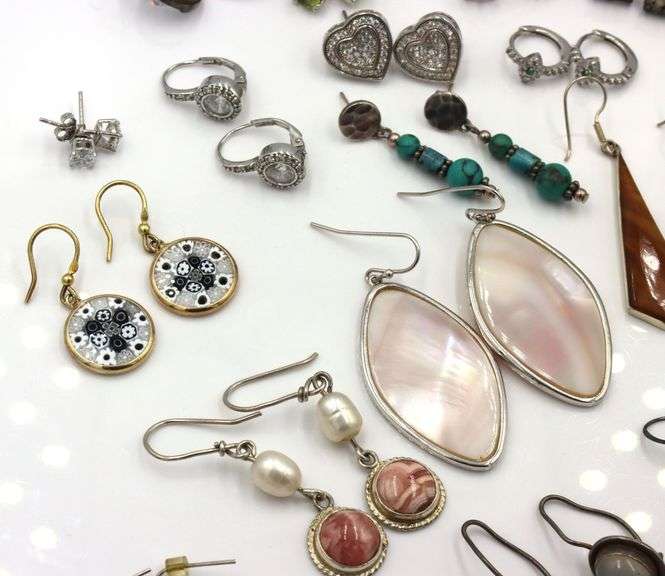 Vintage 925 sterling silver group lot of earrings