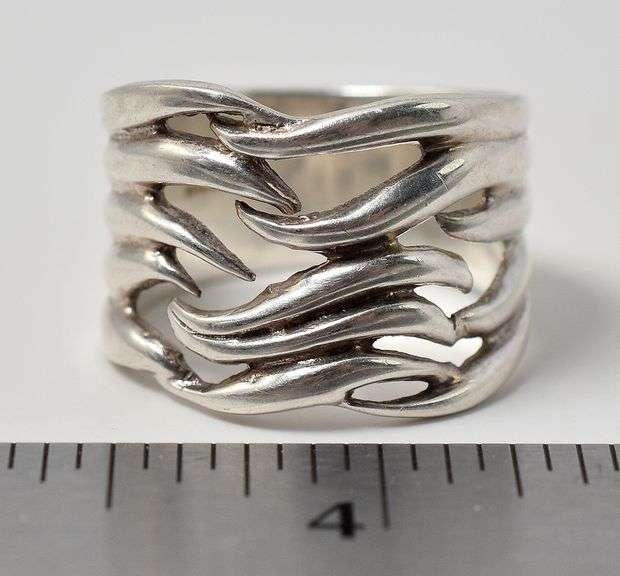 Intertwined Lined band Ring in Sterling Silver
