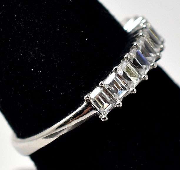 Cz Band Ring in Sterling Silver