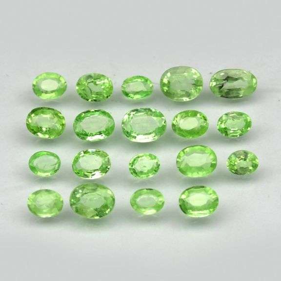 Rare collectors 3.35ct untreated spring green Tsavorite set!