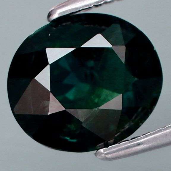 Stunning 1.96ct UNTREATED blue green Sapphire