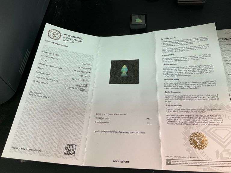 I.G.I CERTIFIED OPAL 1.33 CARAT