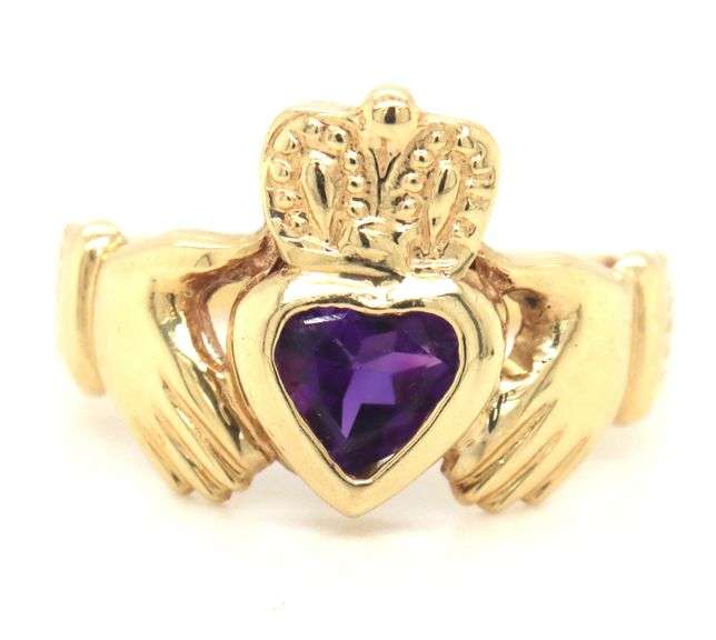 14kt Yellow gold bezel set amethyst Claddaugh ring