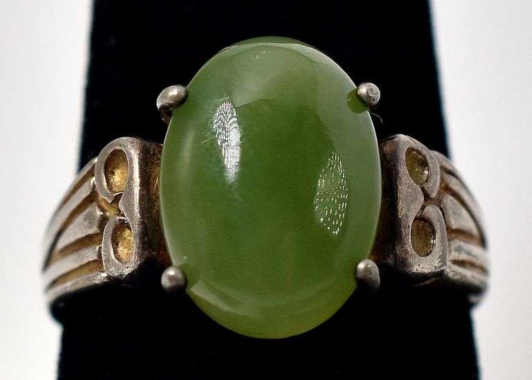 Green Gemstone Band Ring in Sterling Silver