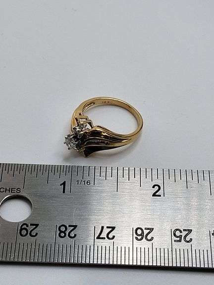 14k yellow gold diamond wedding band, size 6.5 -4.4 gr
