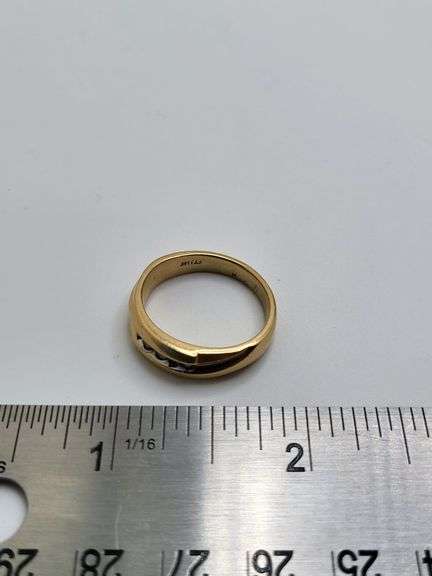 14k yellow gold diamond band, size 8 -6.2 gr