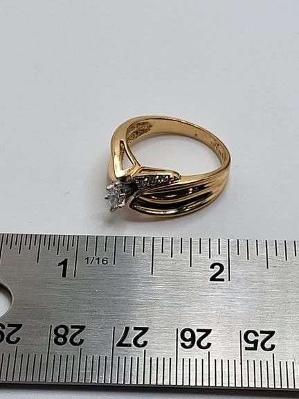 14k yellow gold diamond wedding band, size 7.5 -4.9 gr