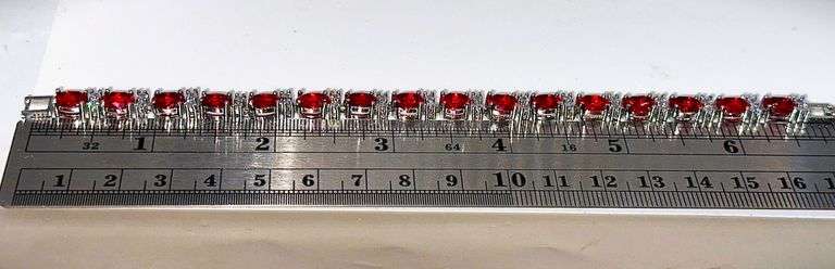 Beautiful 18 Kt White Gold Lab Simulated 16.5 Cttw Red Ruby Tennis Bracelet