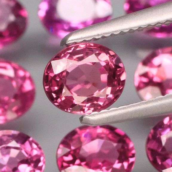 Natural 5.55ct pinkish violet Rhodolite Garnet set