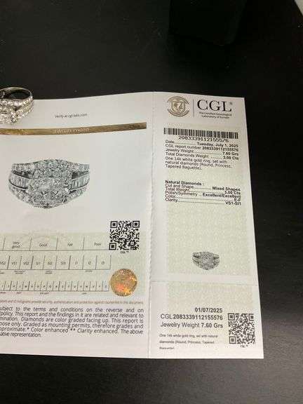 CERTIFIED 14K WHITE GOLD DIAMOND RING