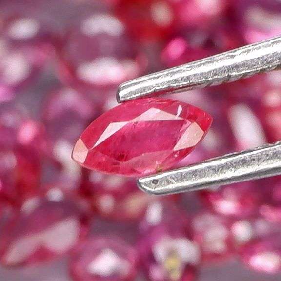 Premium 6.60ct 70 piece mixed cut Ruby set! Untreated!