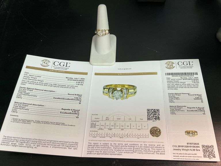 CERTIFIED BRAND NEW 14K YELLOW GOLD DIAMOND ENGAGEMENT RING