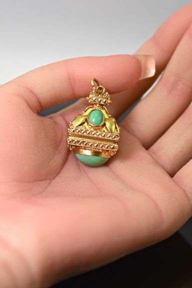 Gorgeous Heavy 18K Yellow Gold Turquoise Fob/Pendant