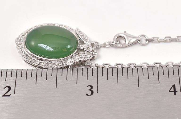 Marvelous 5.00CTS Oval Cabochon-Cut Chalcedony & Sapphire Gemstone Pendant Necklace in Sterling Silv