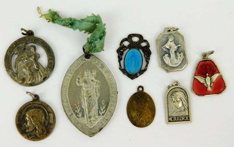 Lot of Vintage Religious Medals