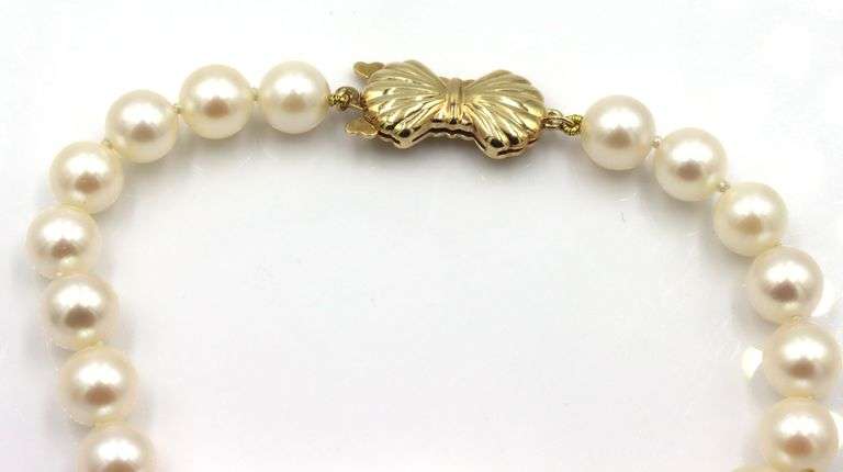 Blue Lagoon 7x6.5mm pearl bracelet in 14kt yellow gold