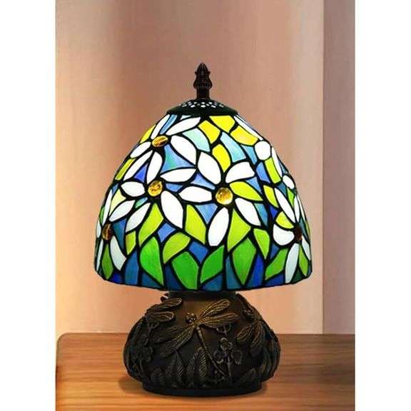 White Flower Tiffany Stained Glass Mushroom Lamp