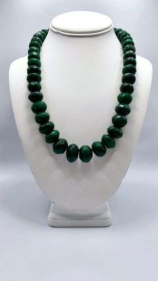 Beautiful Large 775 Cttw Natural Mined From The Earth Blue Emerald Necklace