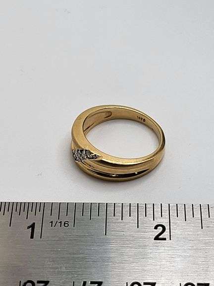 14k yellow gold diamond band, size 6.5 -4.5 gr