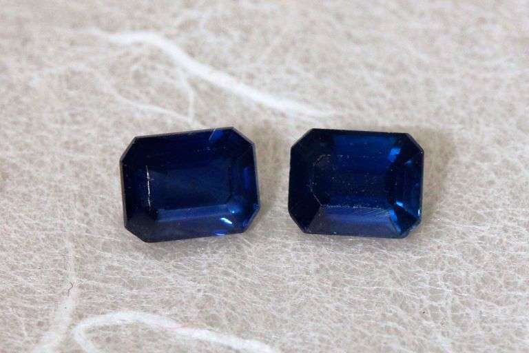 Sweet Sapphire Pair