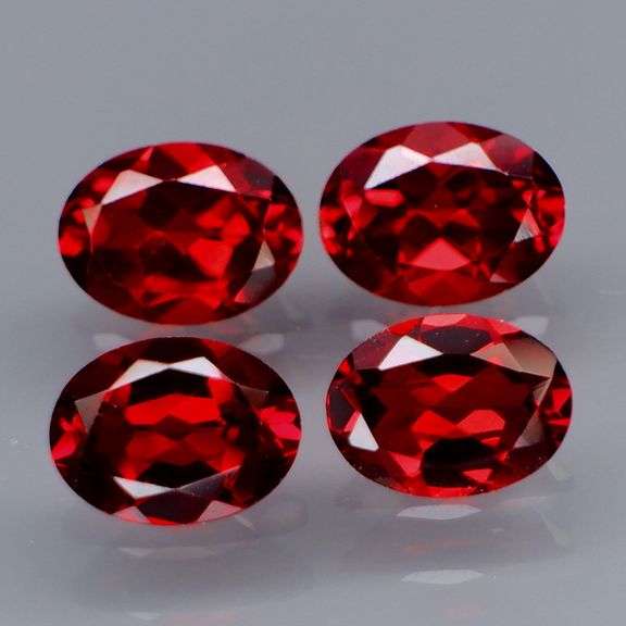 Outstanding color! 6.02ct real ruby red Garnet set!!