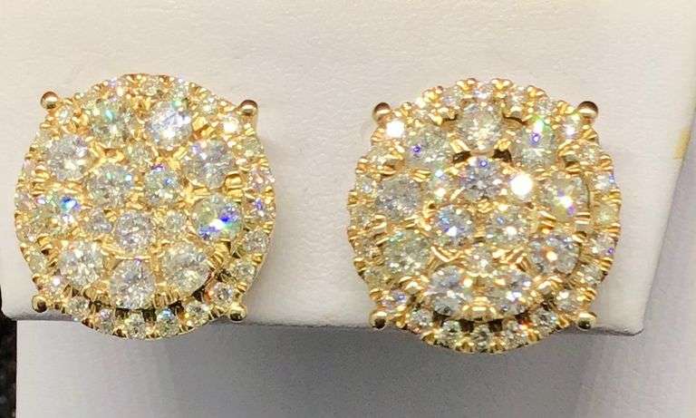 14K Yellow Gold Round Brilliant Cut Diamond Cluster Earring
