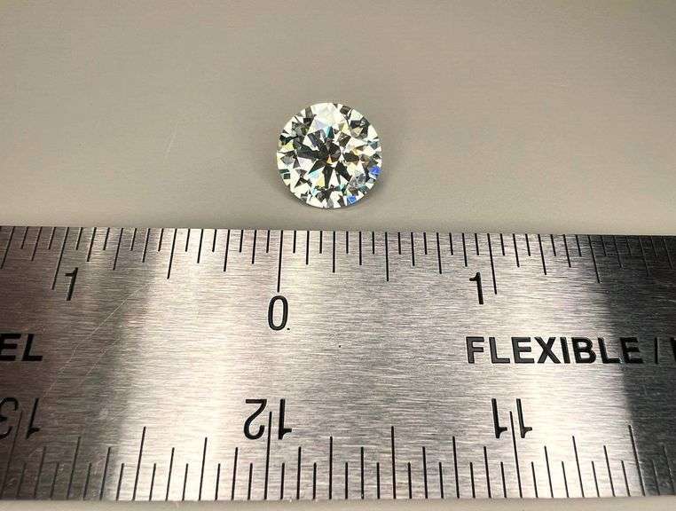 Huge Sparkling White 6.25 Ct Lab Simulated Diamond Solitaire