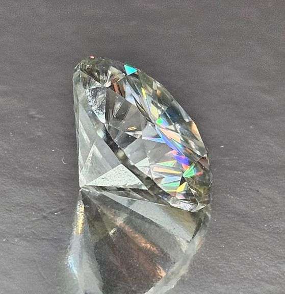 Huge Sparkling 9.5 Ct. Eye-Clean White Brilliant Round Cut Lab Simulated Diamond