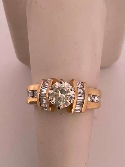 CERTIFIED BRAND NEW 14K YELLOW GOLD DIAMOND ENGAGEMENT RING