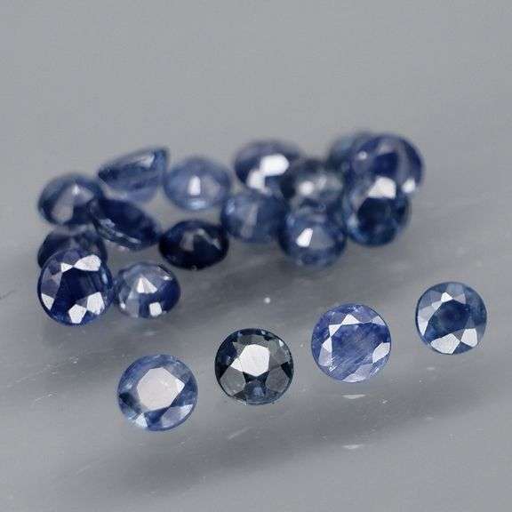 Heated only! 3.08ct top blue sapphire set