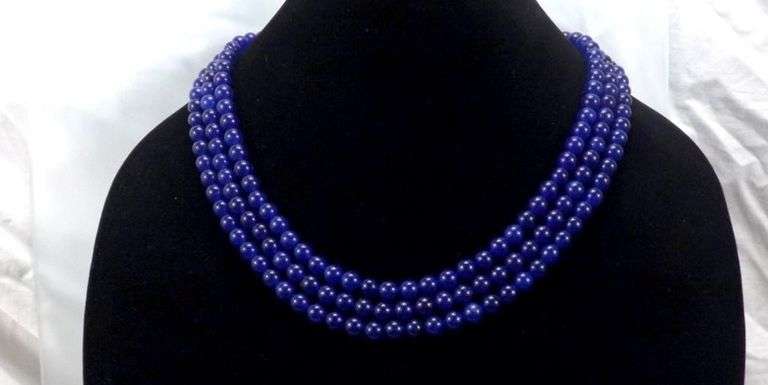 Gorgeous Natural 714 Ctw Natural Blue Sapphire 3 Strand Necklace