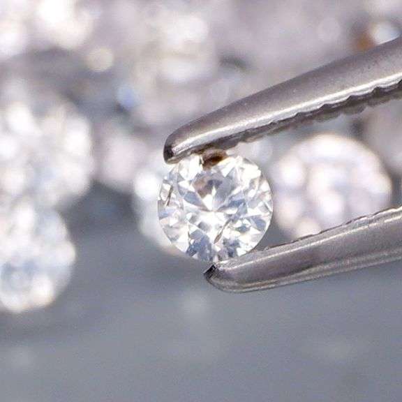 Untreated! 2.21ct diamond white Sapphire set!