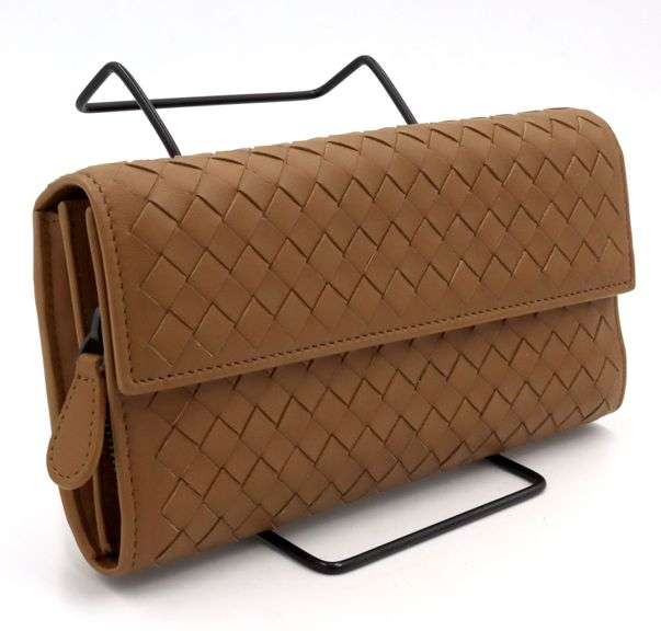 Bottega Veneta Intrecciato Continental Flap Long Wallet