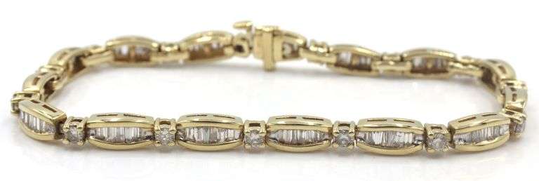 14kt Yellow gold 2.40ctw round brilliant and baguette diamond link station bracelet