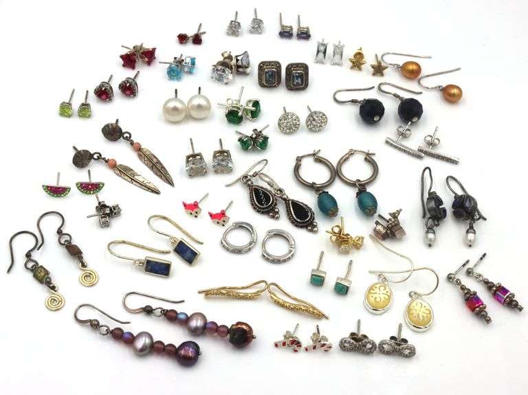 Group lot of Vintage 925 sterling silver earrings