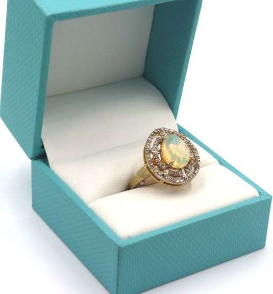 Bewitching 1.90CTS Pear Shaped Cabochon-Cut Ethiopian Opal W/ Fire & Diamond Ring on 14K Yellow Gold