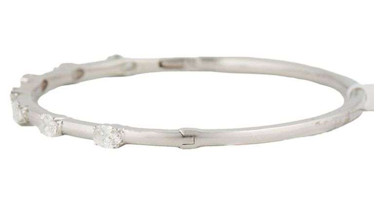 New 1.35ctw Oval Diamond Bar Station Bangle Bracelet in 18K