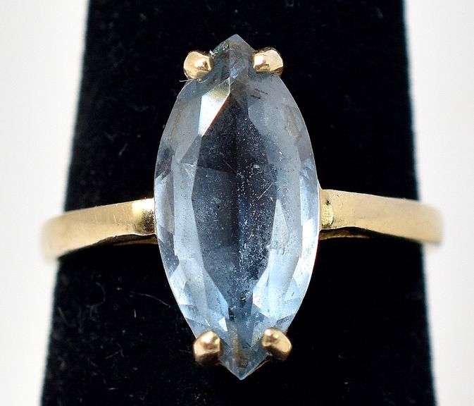 Enchanting 10k Yellow Gold Blue Topaz Gemstone Ring