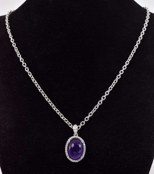 Delightful 7.42CTS Chalcedony & Colorless Sapphire Gemstone Pendant in Sterling Silver Necklace