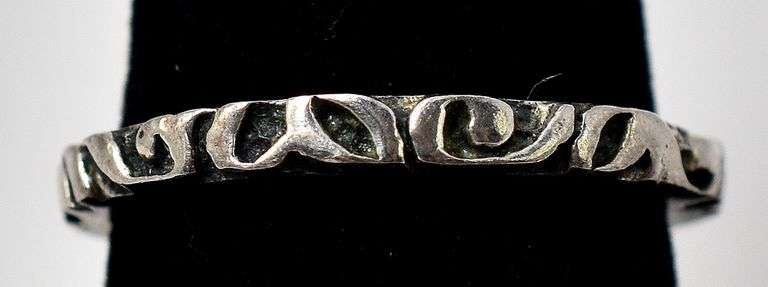 Relief Cut Thin Band Ring in Sterling Silver